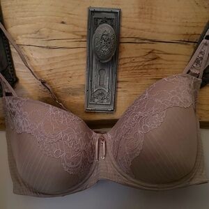 Ashley Graham Showstopper Underwire Balconette Bra Beige Cappuccino 42DDD